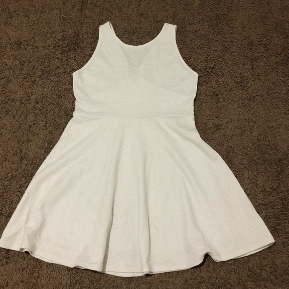 Dress - Picture 1 of 3